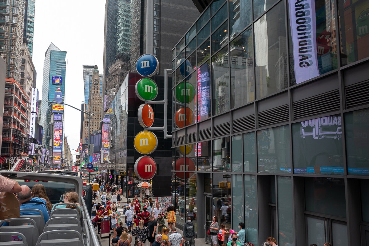 Départ du Big Bus de New York à la boutique M&M's