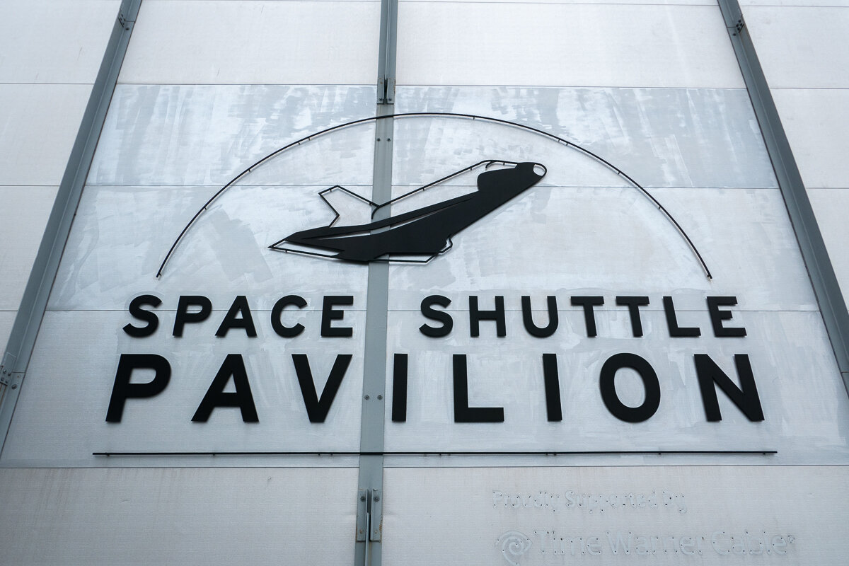 Logo du Space Shuttle Pavilion de l'Intrepid