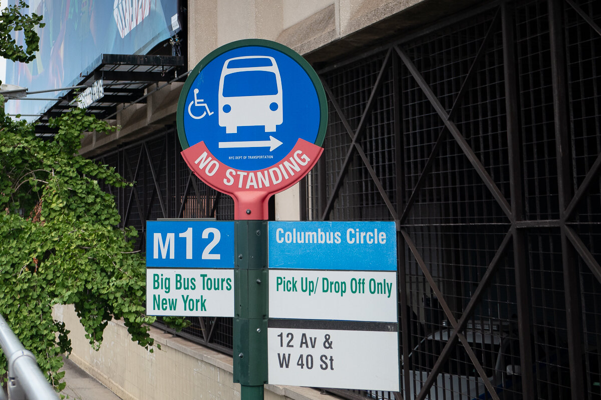 Panneau du bus touristique de New York