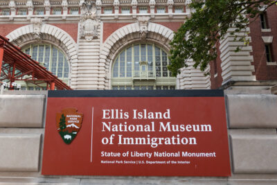 Panneau du musée de l'immigration d'Ellis Island