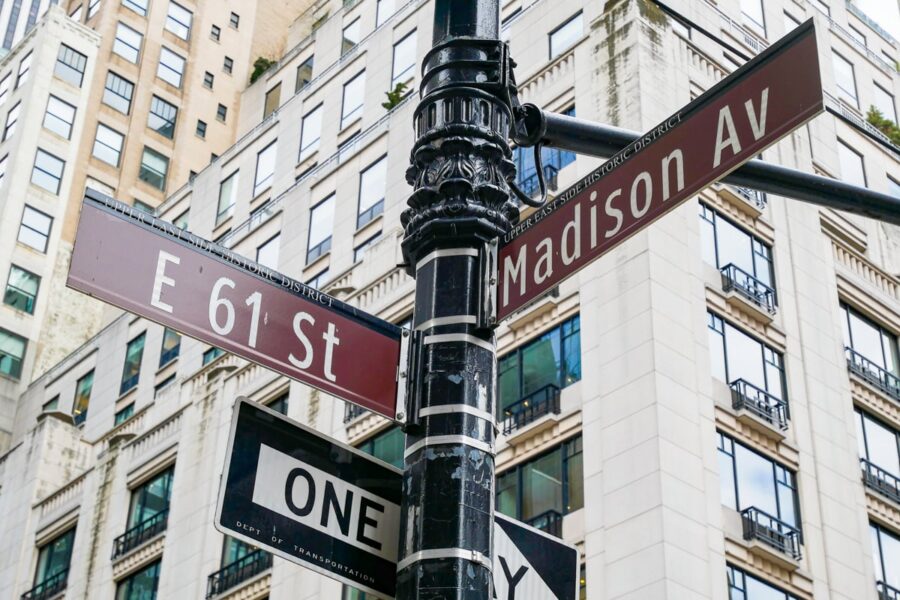 Panneau d'indications des rues de Manhattan