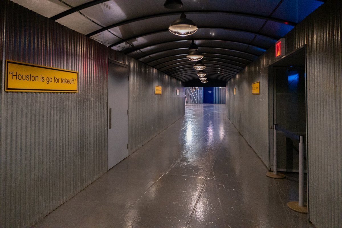 Intrepid-pavillon-enterprise-entree