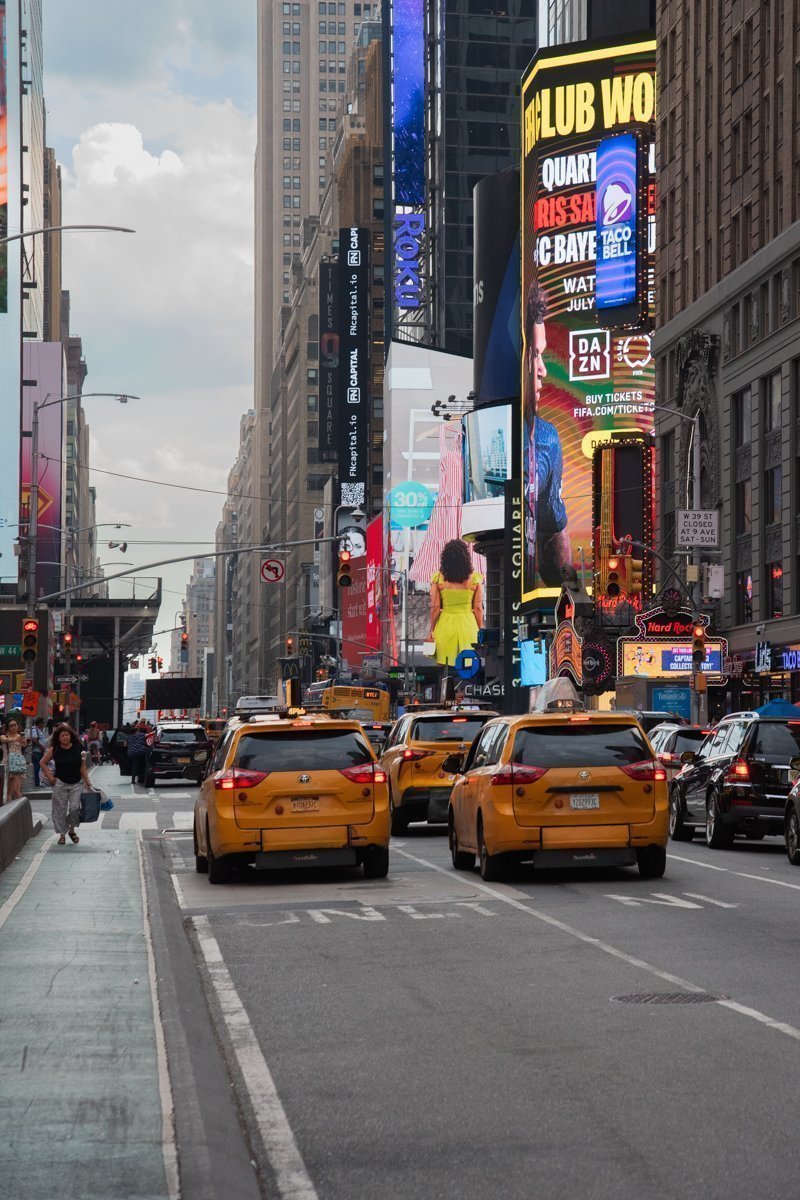 taxi jaune à times square