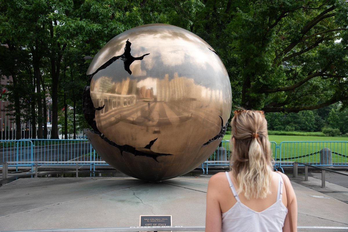 sphère don de l'Italie-1