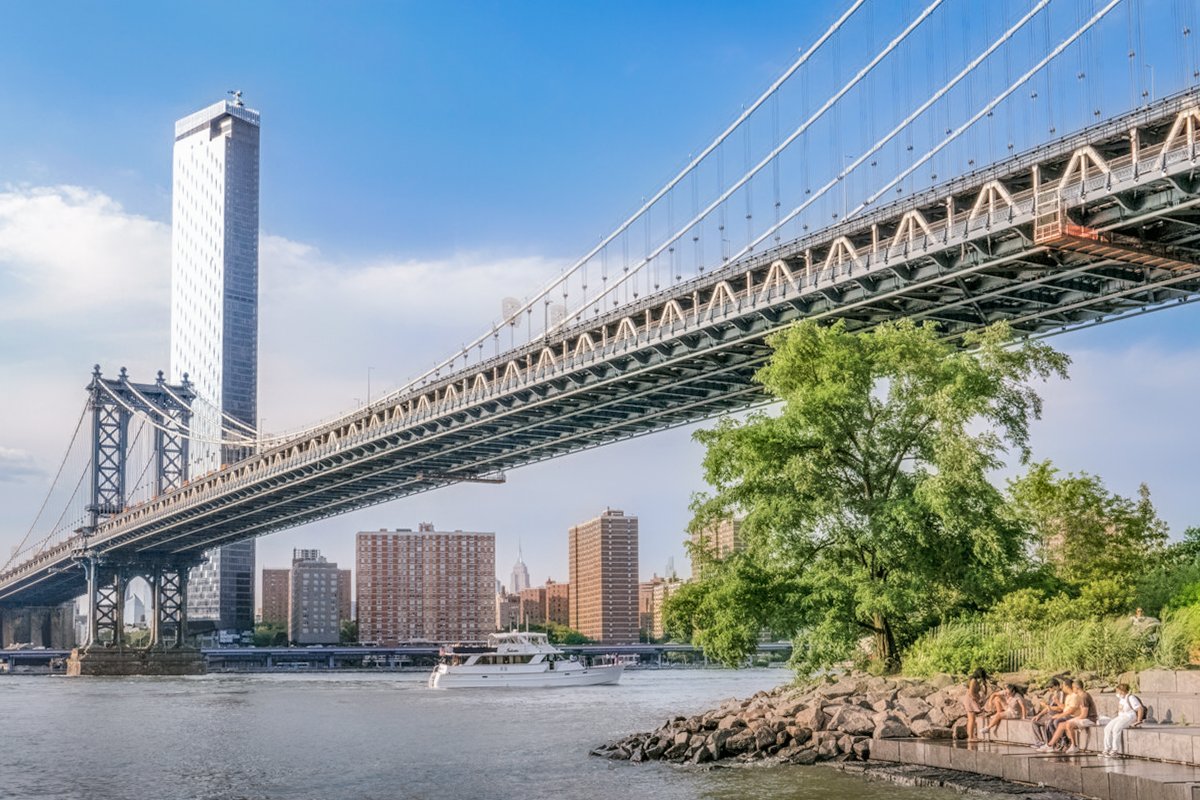 Manhattan bridge, the suspension bridge on east river, New York City, on a sunny day.