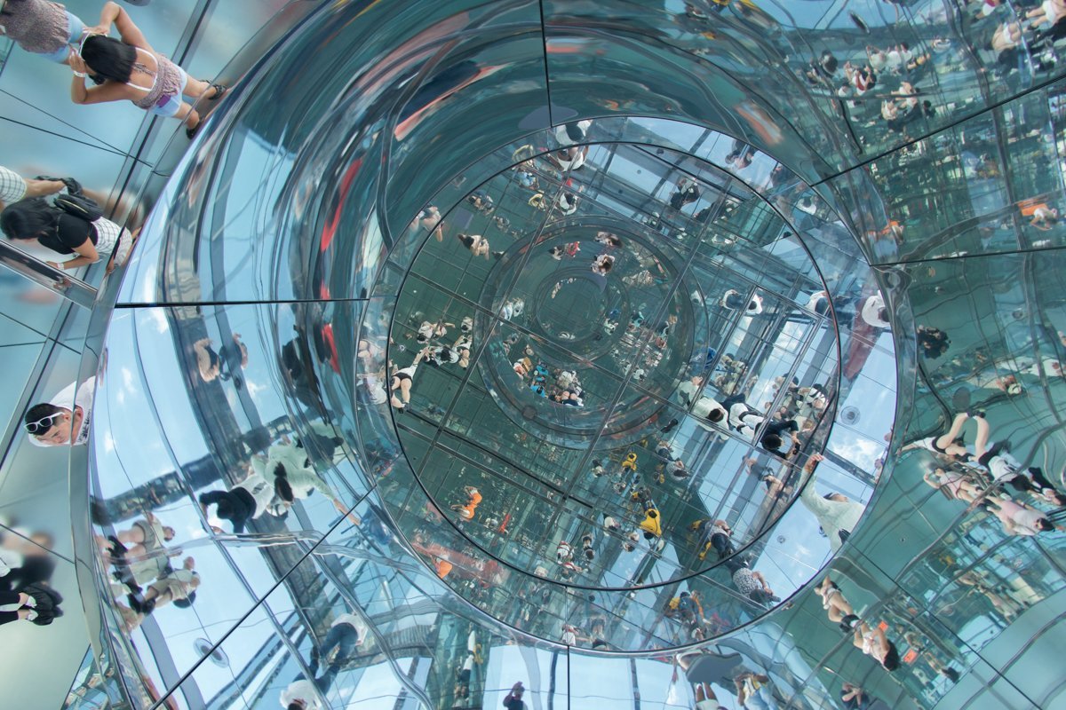 Miroirs circulaires en intérieur