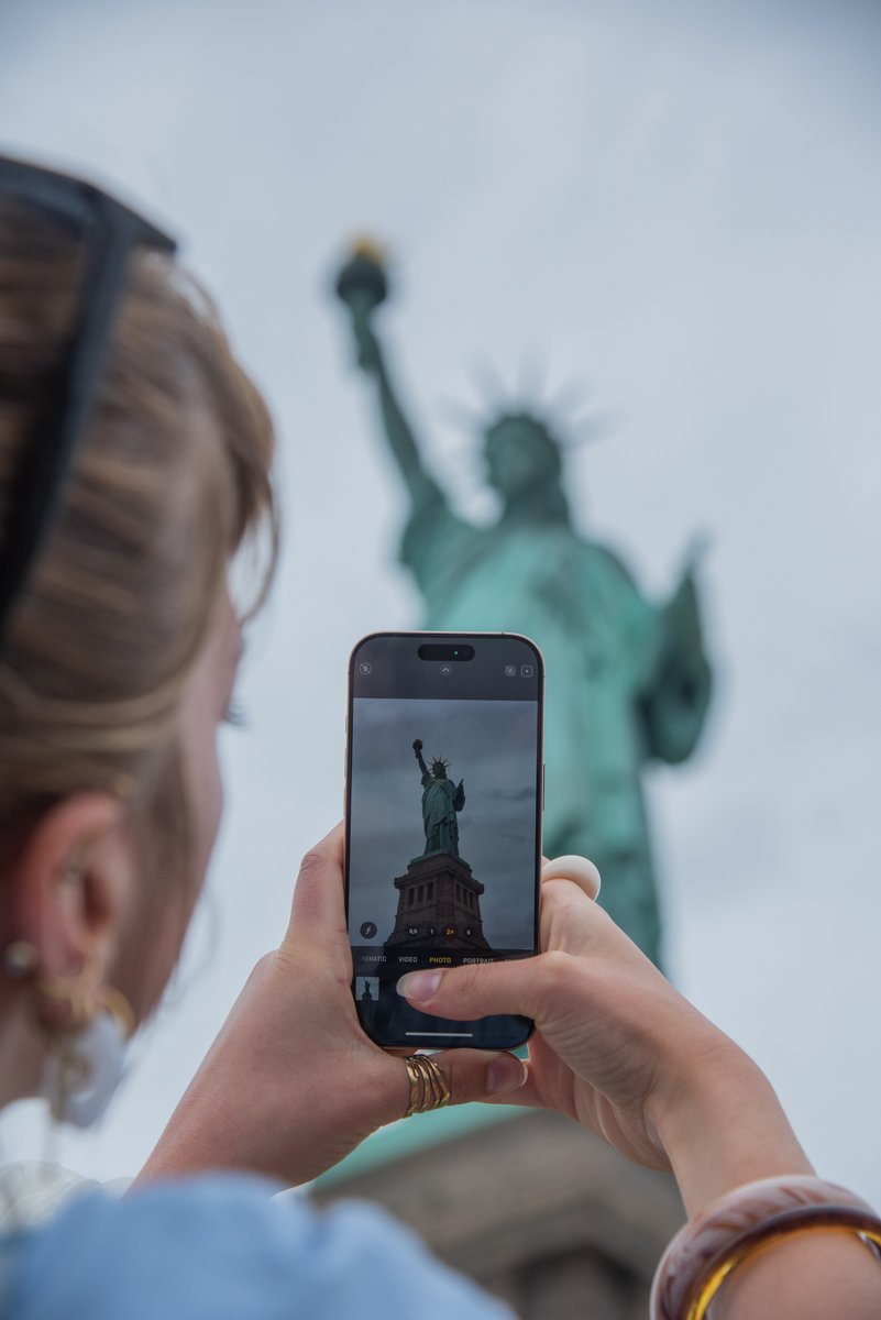 zoom sur la statue de la liberté