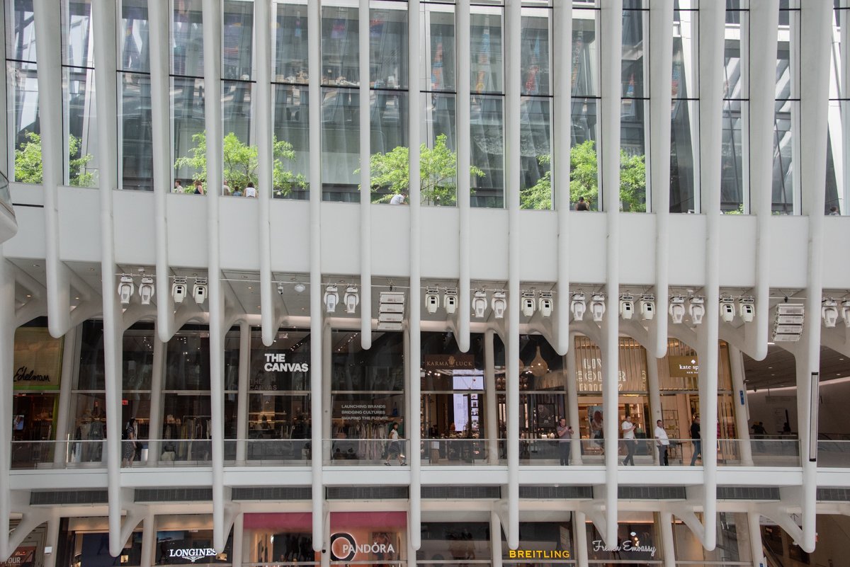 étage boutiques oculus